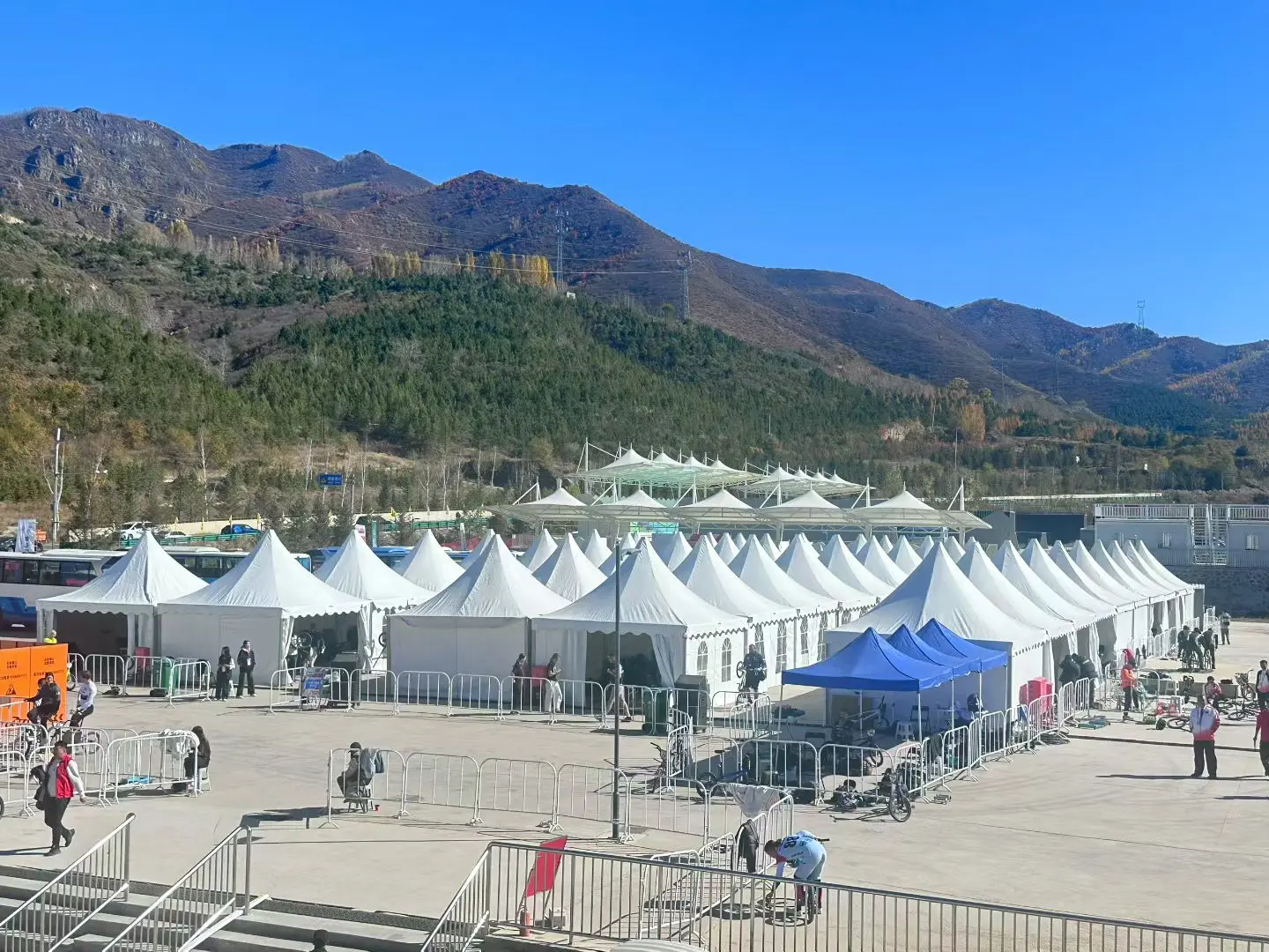 5m x 5m Aluminum Pagoda Tent